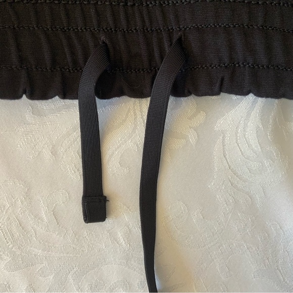 Adidas Boys XL Athletic Shorts Black - Picture 7 of 9